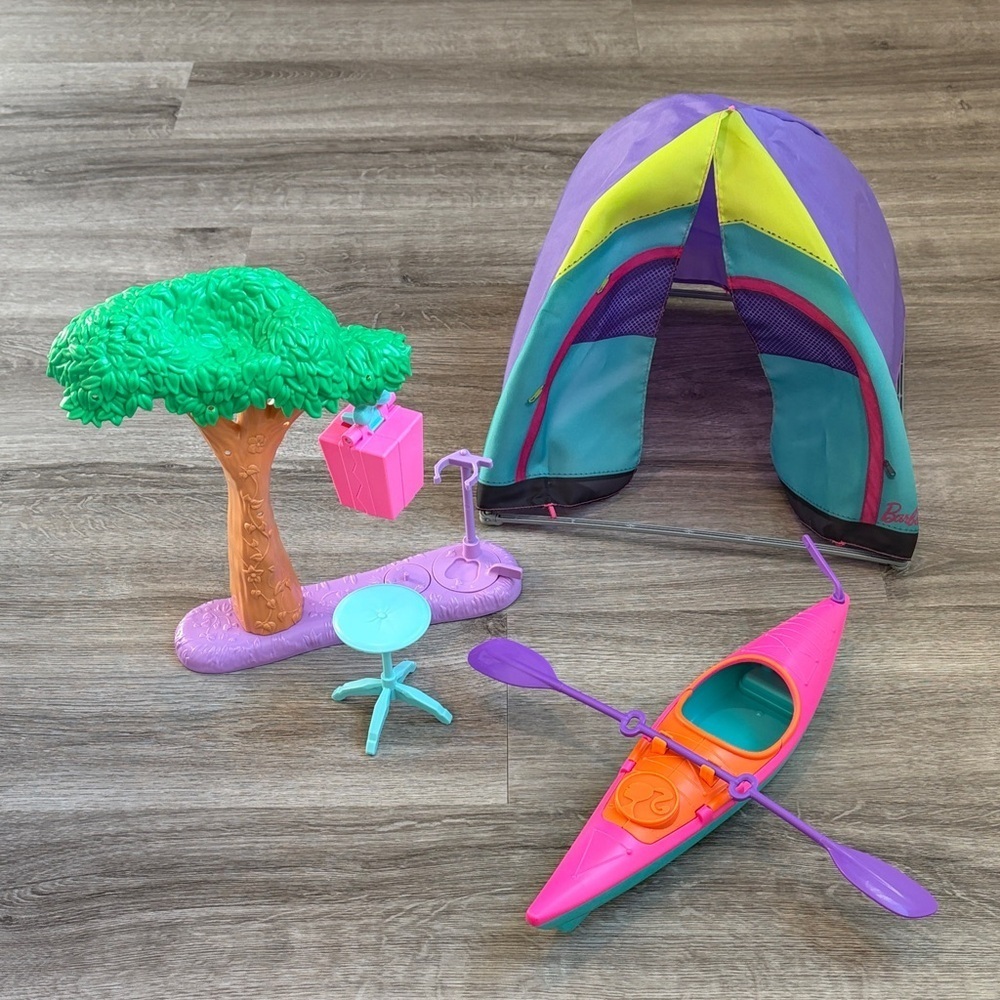 Barbie pieces